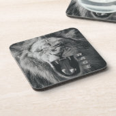 Lion Rage Black und White Roar Getränkeuntersetzer (Linke Seite)