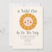 Lion Wild eins ist auf der Way Baby Shower Einladung (Vorderseite)