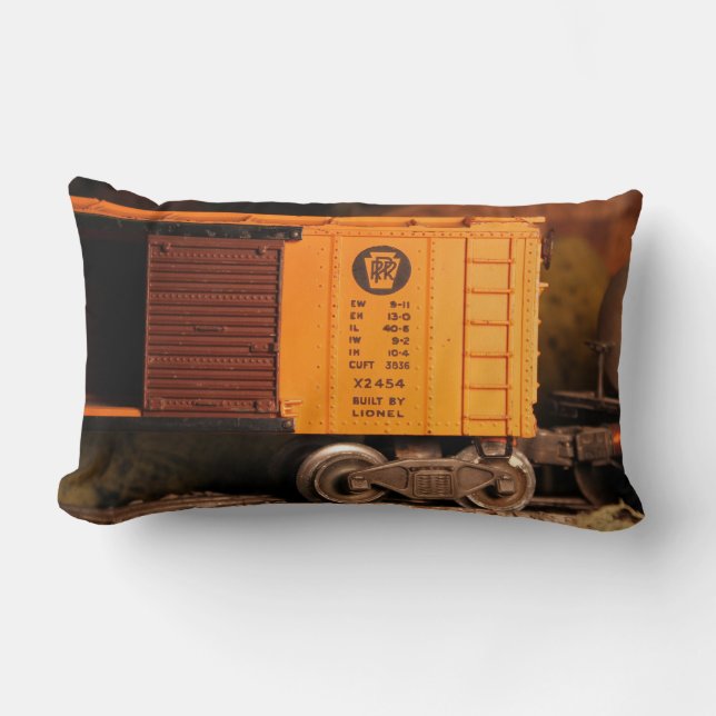Lionel Boxcar Train Pillow Lendenkissen (Vorderseite)