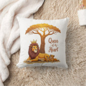 "Lioness Queen Mama - Goldene Krone der Liebe" Kissen (Decke)