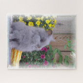 Lionhead Häschen mit Blumen auf a Puzzle (Horizontal)