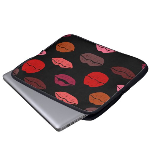 Lip print, rosa Küsse. Laptopschutzhülle (Vorne Knopf)