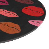 Lip print, rosa Küsse. Schneidebrett (Ecke)