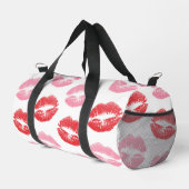 Lippen, rot und rosa, Lippenmuster, Lippenstift, K Duffle Bag (Rechte Ecke)