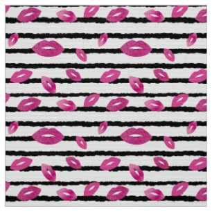 Lippen und Lippenstift mit rosa Glitzer Stoff