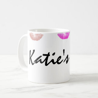 Lippenstift befleckte personalisierte Tasse