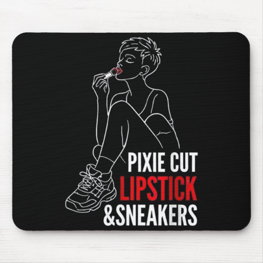 Lippglanz und Sneaker bei Frauen mit Pixie-Frisur  Mousepad (Vorne)