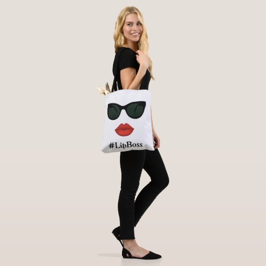 LipSense Lippenchef-Tasche mit den Kuss-Rot-Lippen Tasche (Am Model)