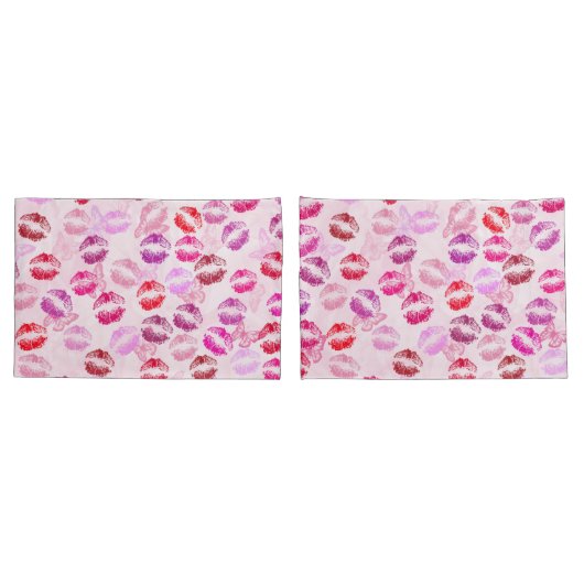 Lipstick Kisses auf Rosa Kissenbezug (Rückseite-Set)