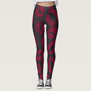 Lipstick Kisses: Dunkelrote Abdrücke Leggings