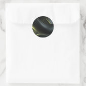 Liquid Chrome Abstract: Dark Iridescence Runder Aufkleber (Tasche)