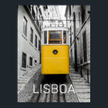 Lissabon Portugal Retro Tram Vintag Souvenir Poster<br><div class="desc">Lissabon Hauptstadt Portugal mit Retro Tram und Ascensores de Lisboa für Belem und Tagus Ferien. Lissabons Vintages Kunstsouvenir mit portugiesischer Straßenbahn oder Aufzug Retro-Design für atlantischen Urlaub. Lissabon für Ferien in Portugal Design als Andenken für Atlantikküste und Cascais. Lifestyle für portugiesische Backpacker. Lissabon in Portugal Vintages Kunstdesign mit Retro-Aufzug oder...</div>