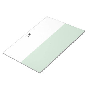 Liste Hübscher weißer Farbblock in grünen Pasten Notizblock