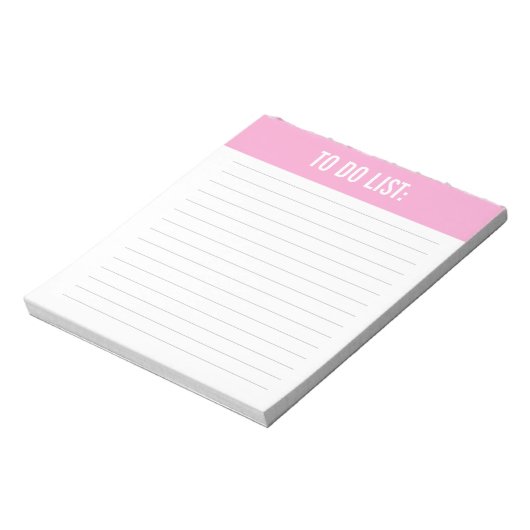 Liste mit schlichtem Rosa Notizblock (Rotiert)