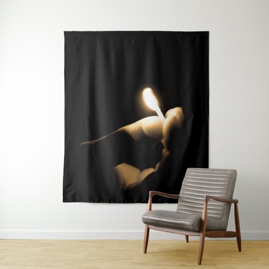 Lit Match Wandteppich (Beispiel)