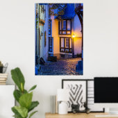 Lit Street Lamp auf der Cobbled Street Poster (Heimbüro)