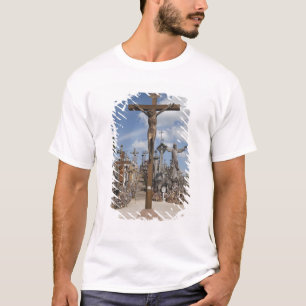 Litauen, Zentral-Litauen, Siauliai, Hügel 4 T-Shirt