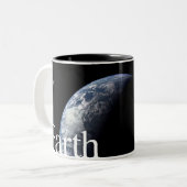 LITD Planeten-Tasse: Erde Zweifarbige Tasse (Vorderseite Links)
