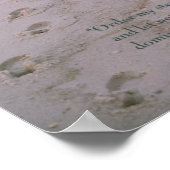 Literaturposter — Fußabdrücke mit Psalm 119:133 Poster (Ecke)