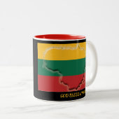 LITHUANIA FLAG MAP-Skript, auf die Schwarz zugesch Zweifarbige Tasse (VorderseiteRechts)