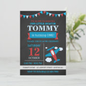 Little Aviator niedlicher Flugzeugabsturz Geburtst Einladung (Stehend Vorderseite)