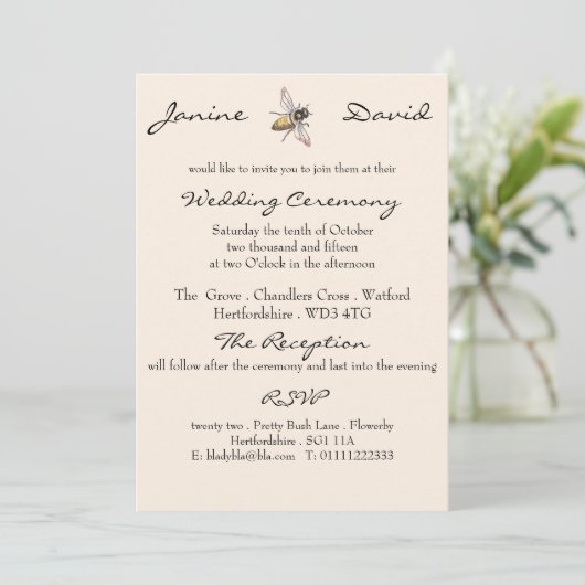 Little Bee Rustic Wedding Einladung (Stehend Vorderseite)