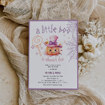 Little Boo fast zu Halloween Girl Dusche