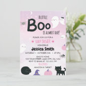 Little Boo ist fast die richtige Ghost Baby Dusche Einladung (Stehend Vorderseite)
