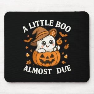 Little Boo ist fast zu Halloween Pregnancy Revea Mousepad