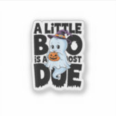 Little Boo ist fast zu Niedlichen Halloween-Schwan Aufkleber (Vorderseite)