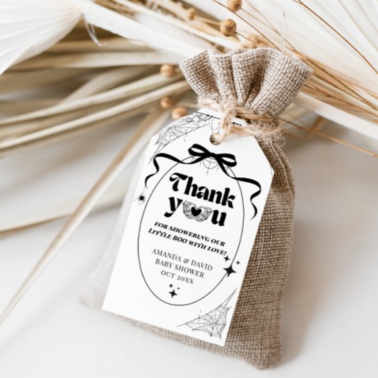 Little Boo Minimal Gothic Halloween Baby Shower Geschenkanhänger