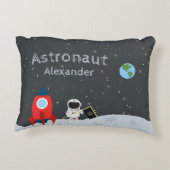 Little Boy Astronaut on Moon, First Name Space Dekokissen (Rückseite)