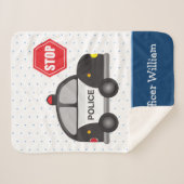 Little Boy Police Officer und Car Polka Dot Sherpadecke (Vorderseite (Horizontal))