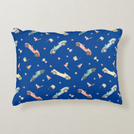 Little Boy Racing Car Watercolor Muster auf blau Dekokissen