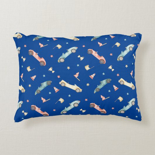 Little Boy Racing Car Watercolor Muster auf blau Dekokissen (Vorderseite)