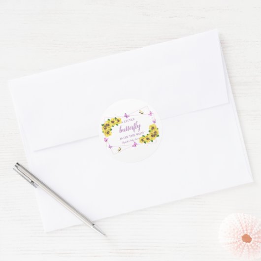 Little Butterfly Baby Shower Runder Aufkleber (Umschlag)