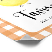 Little Chicken Favors Poster (Ecke)