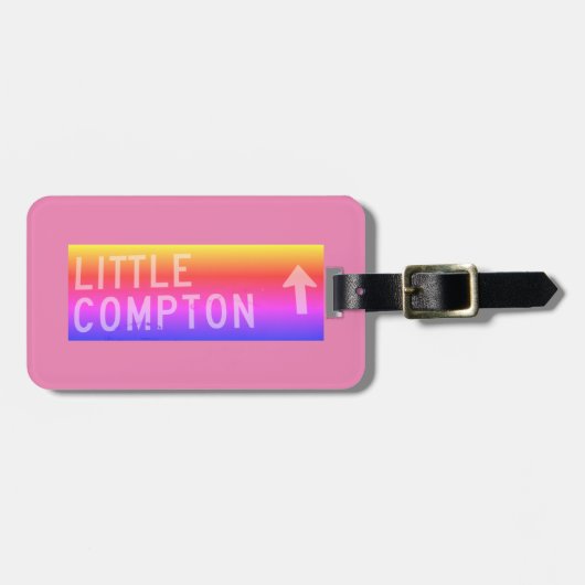 Little Compton, RI, Vintages Regenbogenzeichen Gepäckanhänger (Vorderseite horizontal)