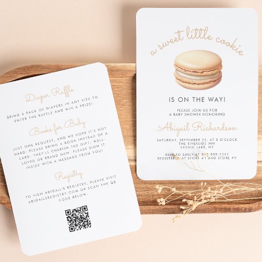 Little Cookie Macaron QR Code Neutral Baby Shower Einladung