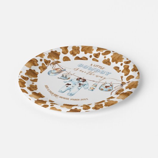 Little Cowboy Clothesline WildWest Boy Baby Shower Pappteller (Schrägansicht)