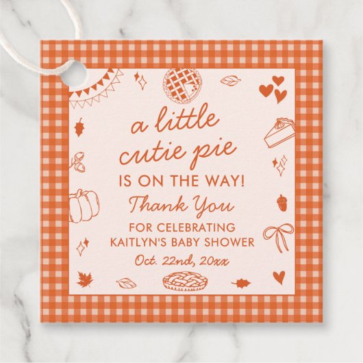 Little Cutie Pie On The Way! Fall Baby Shower Geschenkanhänger (Vorderseite)