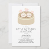 Little Dumpling Girl Twins Baby Dusche Einladung (Vorderseite)