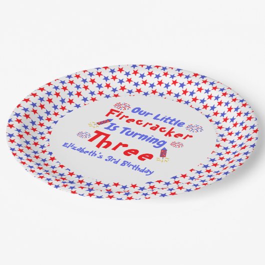 Little Firecracker 3. Geburtstag Pappteller (Schrägansicht)