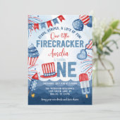 Little Firecracker 4. Juli 1. Geburtstag Party Einladung (Stehend Vorderseite)