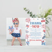 Little Firecracker 4. Juli Geburtstag Foto Dankeskarte (Stehend Vorderseite)