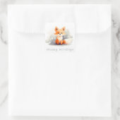 Little fox in winter quadratischer aufkleber (Tasche)
