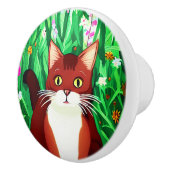 Little Ginger Brown Kitty in einem Feld der Blume Keramikknauf (Rechts)