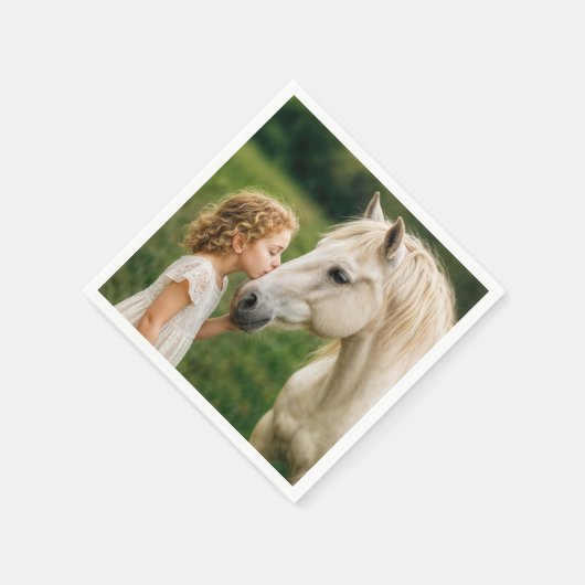 Little Girl Kissing Her Horse Serviette (Ecke)