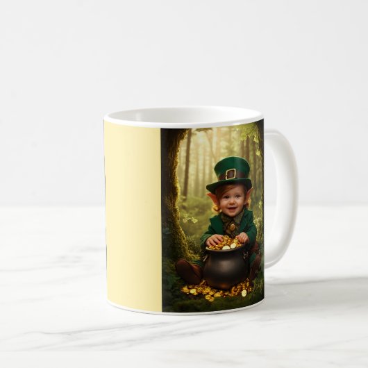 Little Irish Leprechaun & Gold Cauldron Kaffeetasse (VorderseiteRechts)