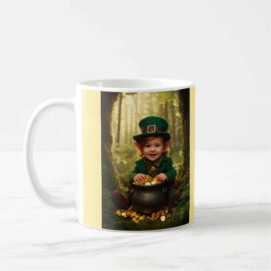 Little Irish Leprechaun & Gold Cauldron Kaffeetasse (Links)